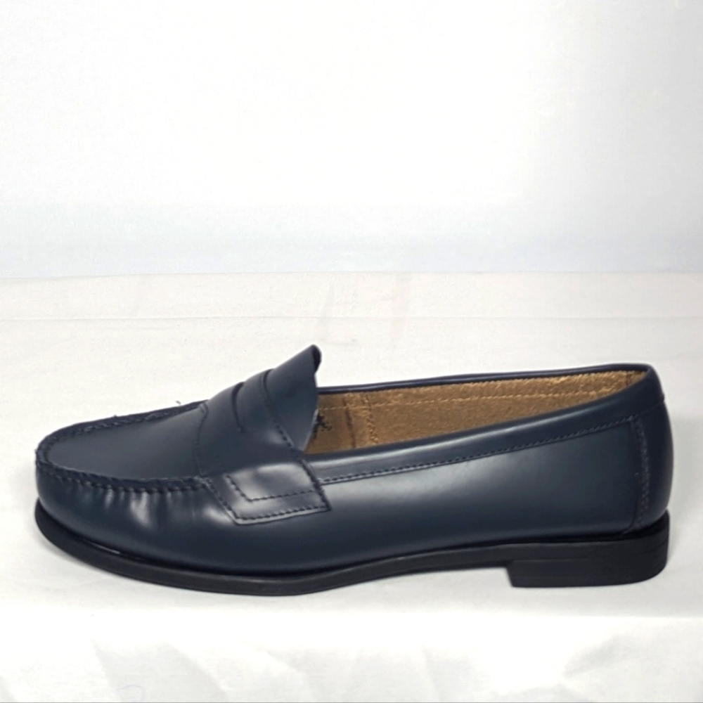 New Womens Eastland Classic II Leather Penny Loafer 9.5 wide navy blue